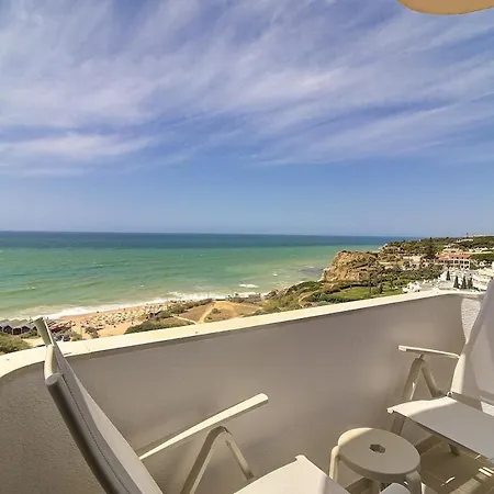 Ocean Breeze Armacao דירה